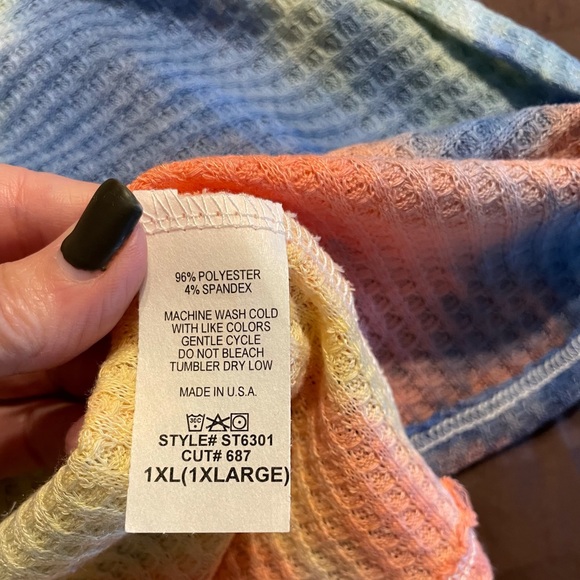 EUC Short Sleeve Tie Dye Lounge Set w/pockets! - Picture 7 of 7